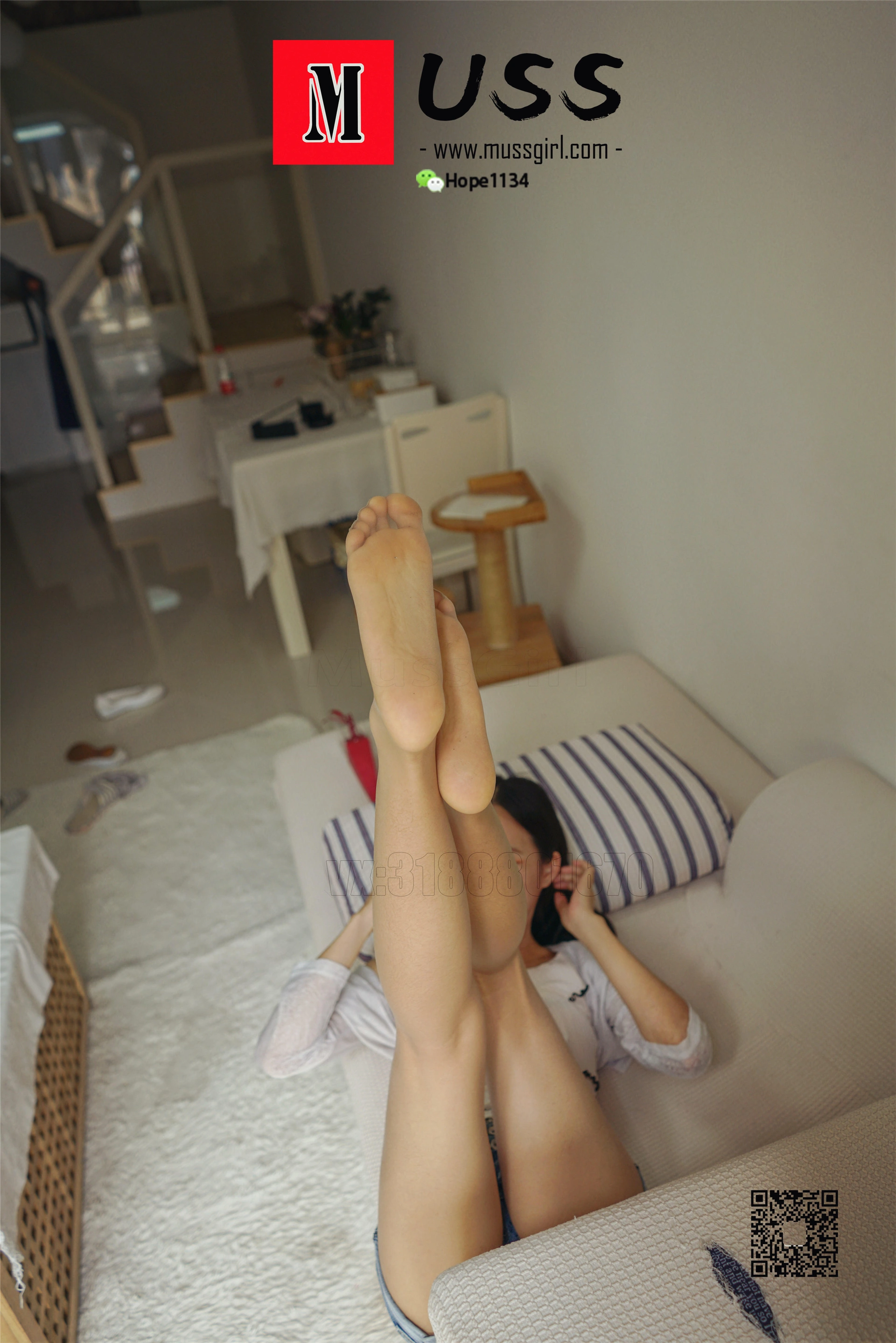 [MussGirl慕丝女郎] NO.0284 木木 没有阳光花不香，没有爱情生活不甜-手中的玫瑰 2